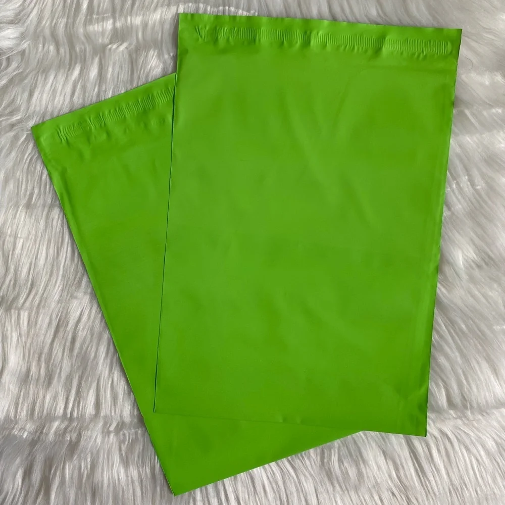 40- 10x13 solid poly mailers mix